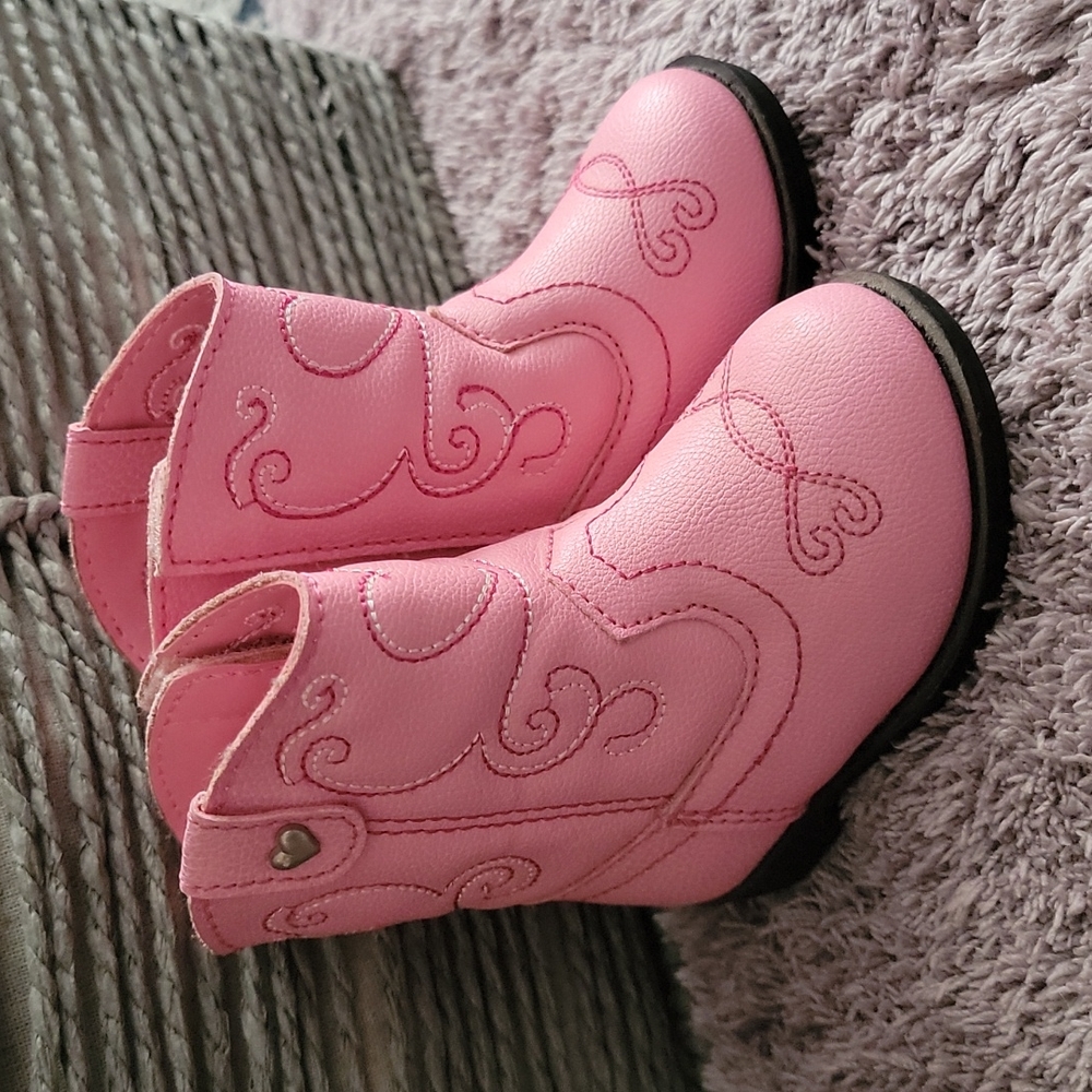 Pink heart cowgirl boots - infant size 2